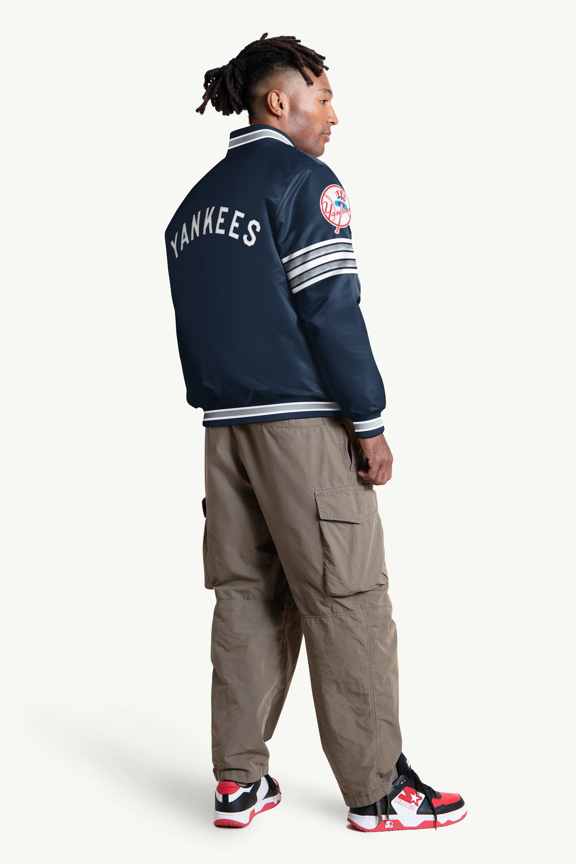 MENS NEW YORK YANKEES SATIN VARSITY JACKET - Image 2