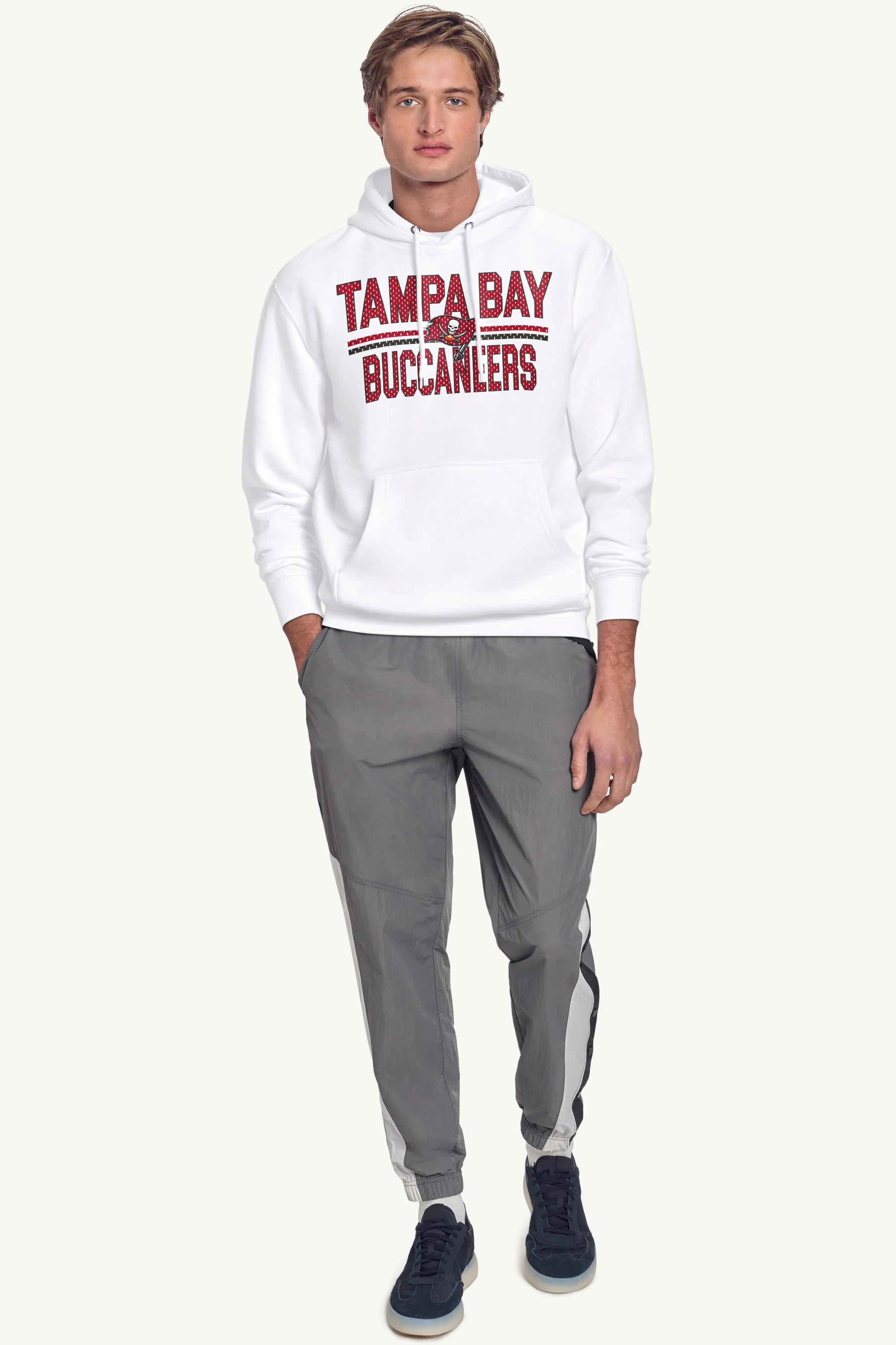 MENS TAMPA BAY BUCCANEERS MESH LOOK HOODIE - Image 2
