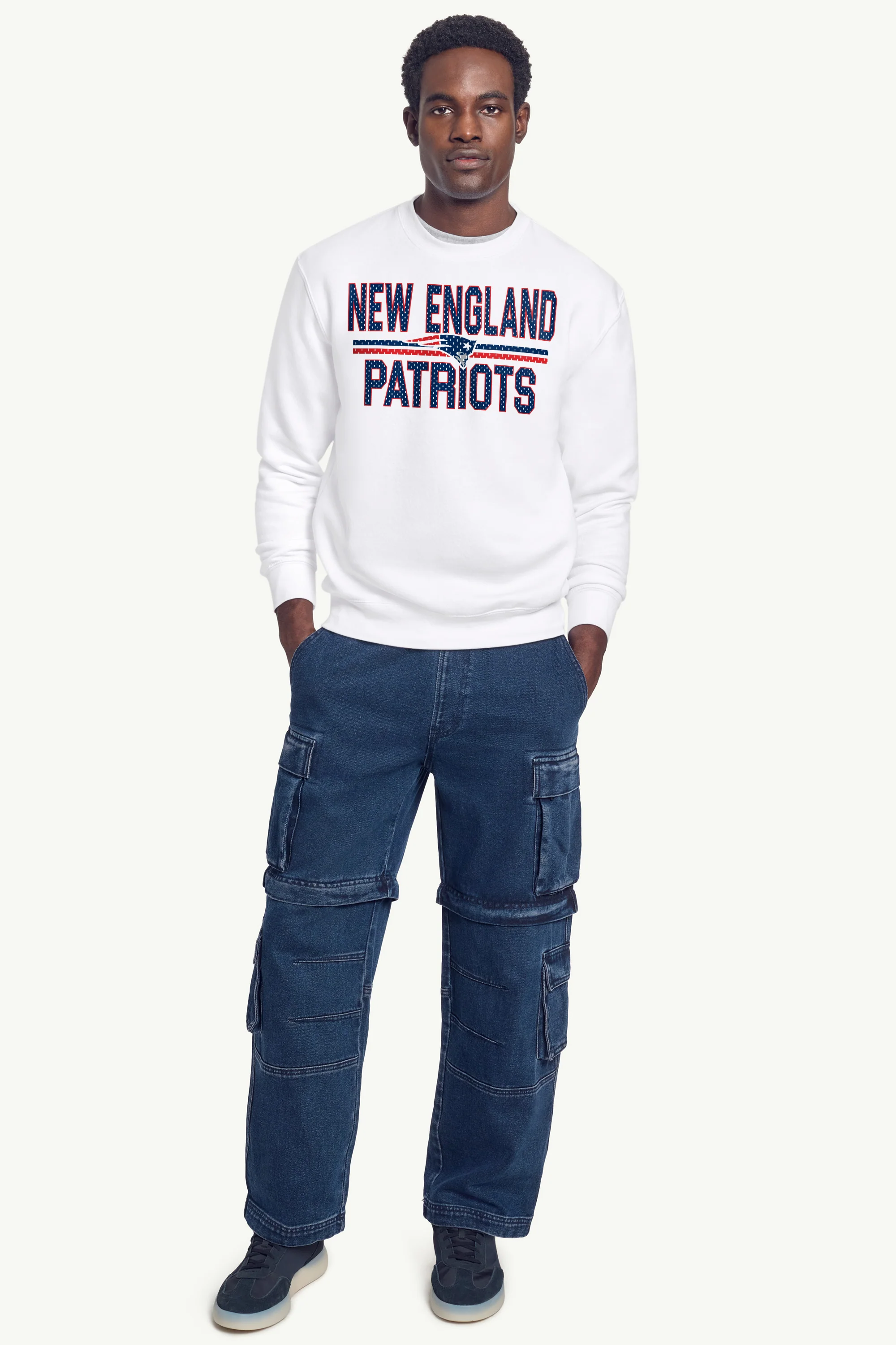 MENS NEW ENGLAND PATRIOTS MESH LOOK SWEATSHIRT - Image 4