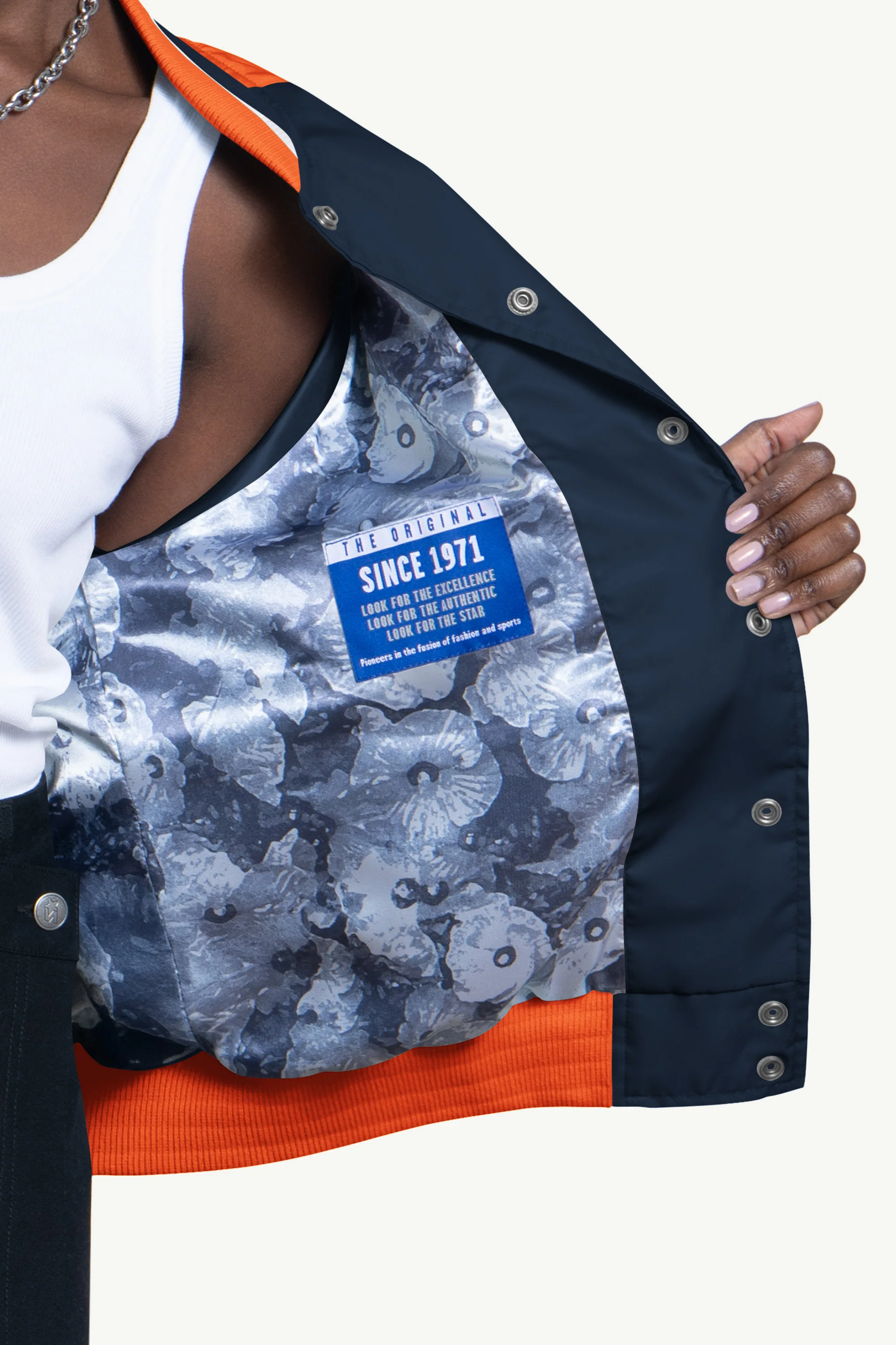WOMENS DETROIT TIGERS BLITZ VARSITY JACKET - Image 3