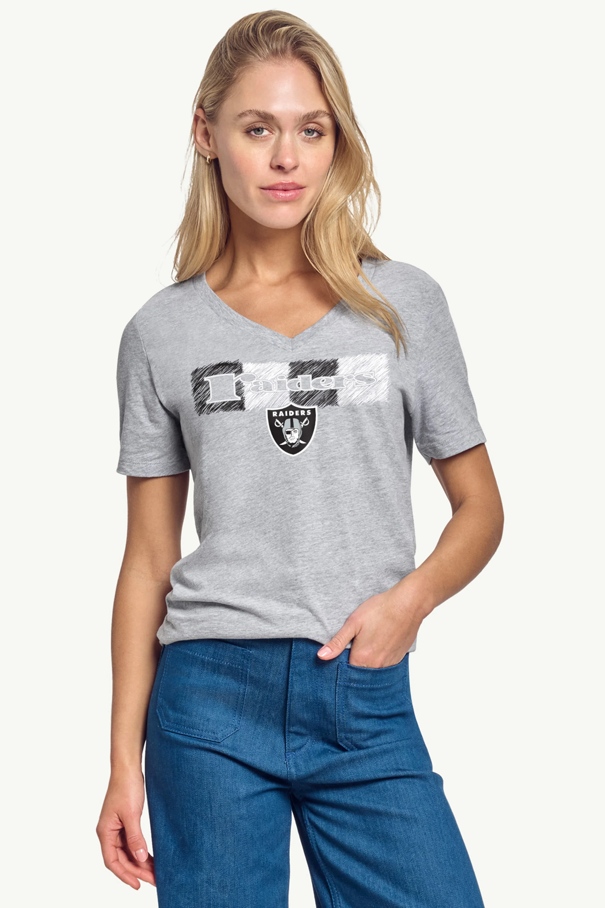 WOMENS LAS VEGAS RAIDERS COLOR SHADING V-NECK T SHIRT - Image 3